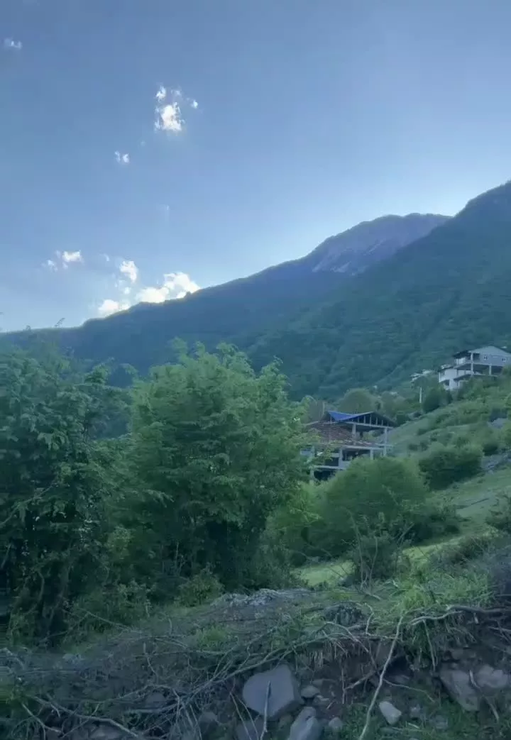 زمین مسکونی ۳۳۲ متر دوهزار