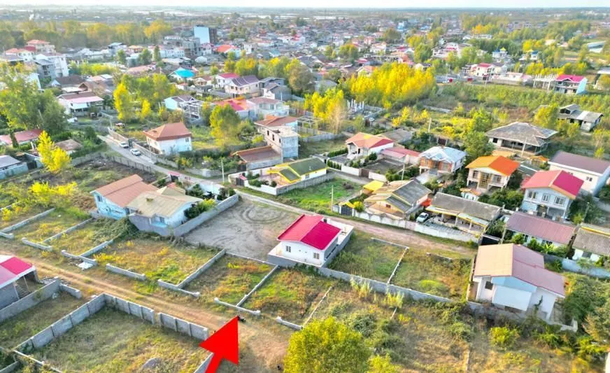 قطعه زمین۱۷۸متری‌ مسکونی به‌شرط‌دریافت‌سند