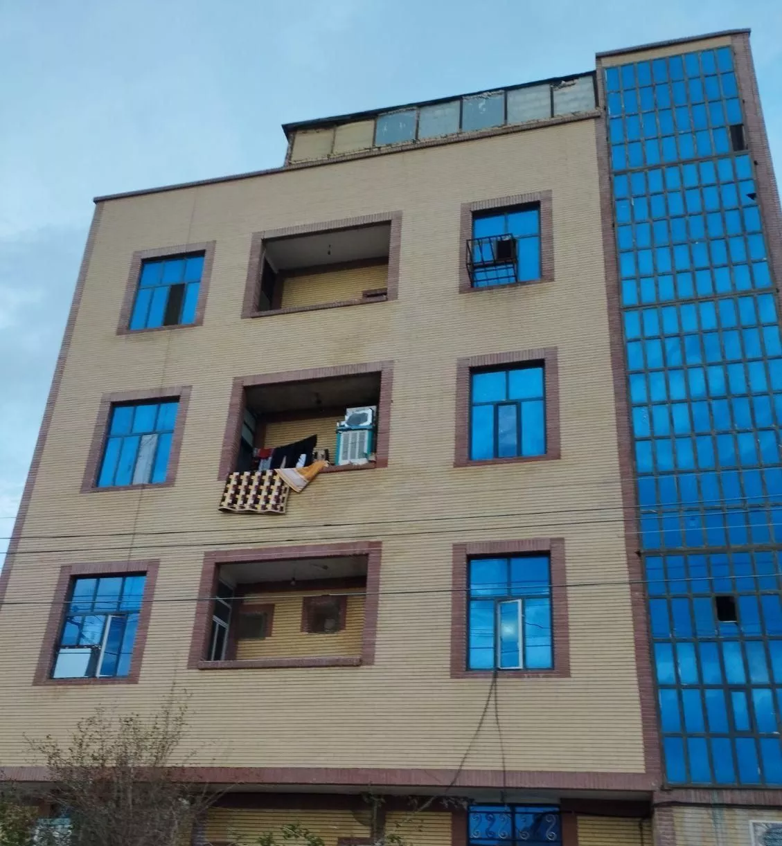 رهن کامل آپارتمان خ پیروزی زیباشهر