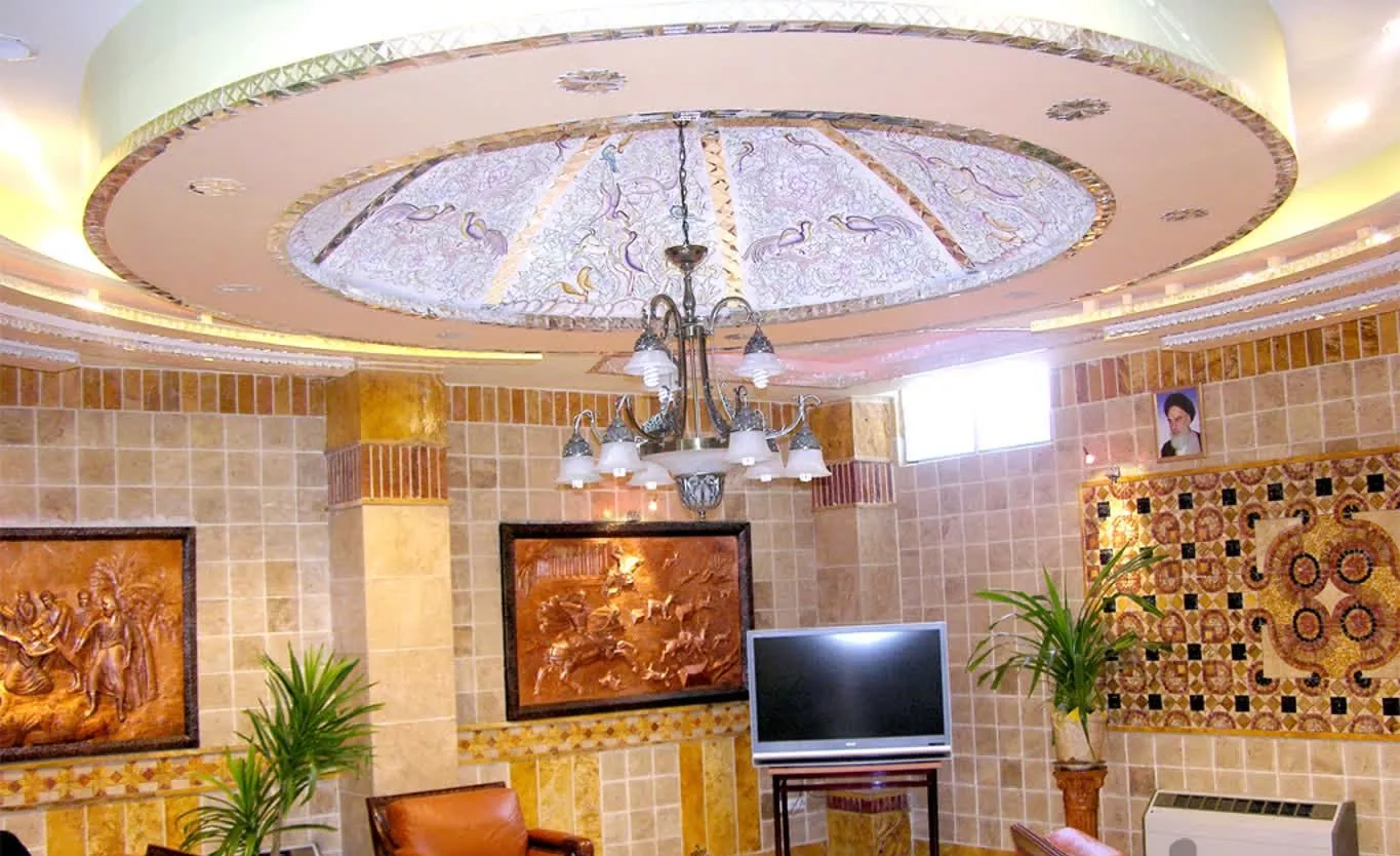 فروش هتل آپارتمان در خیابان چهارباغ اصفهان