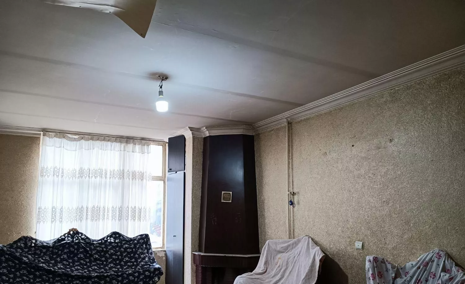 یک واحد آپارتمان 85متری دو خوابه واقع در پرتوی .
