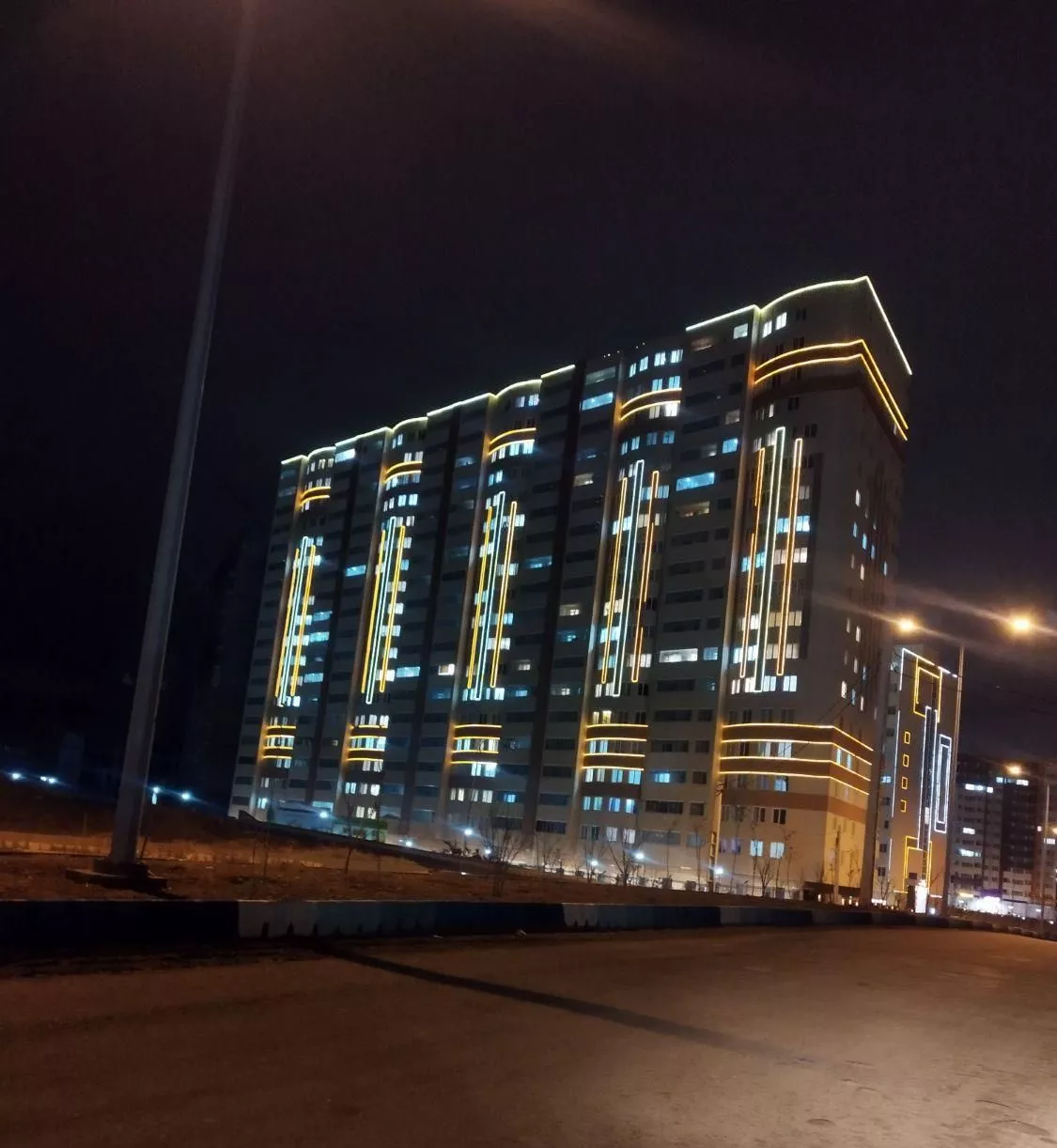 آپارتمان ۹۶ متری نصر برج ابریشم