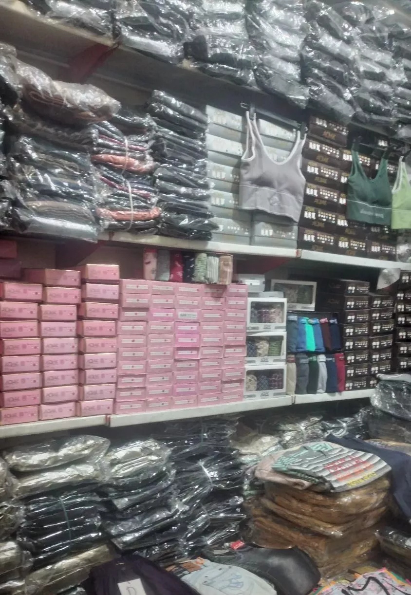 مغازه بازار عباس آباد