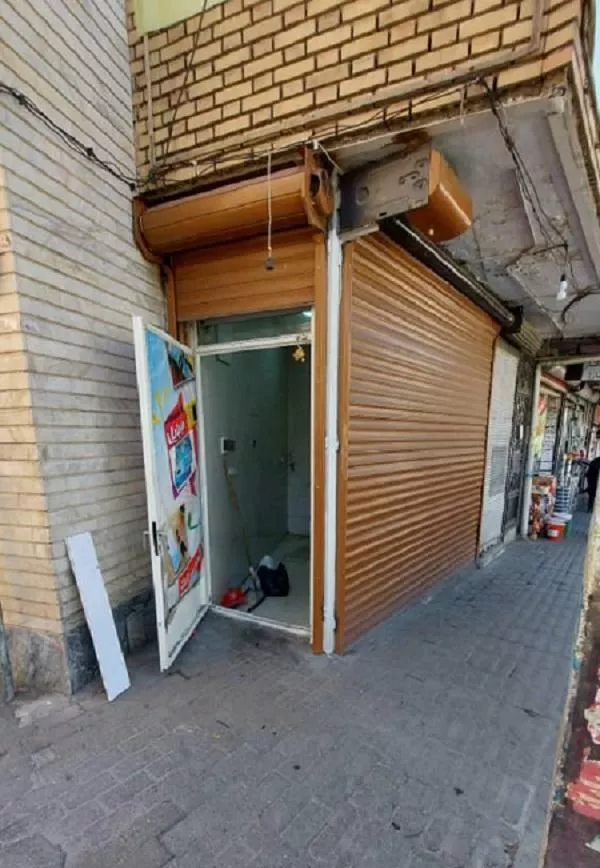 مغازه بر خیابان ثقه الاسلام