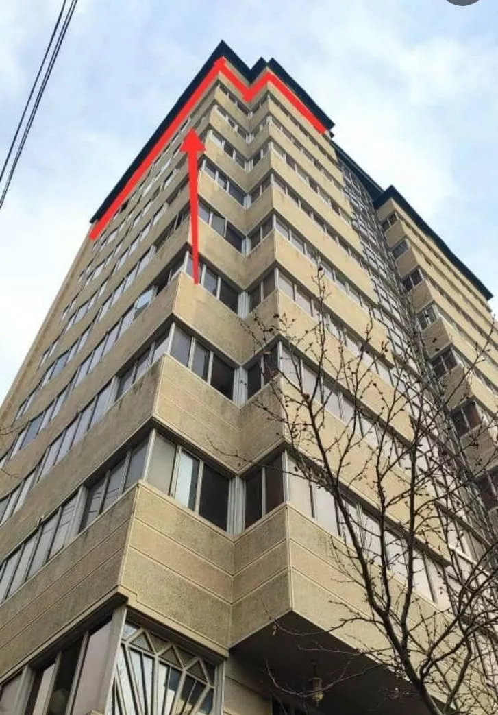 ۱۱۱ متر طبقه آخر برج ۱۴ واحدی تهاتر با آپارتمان