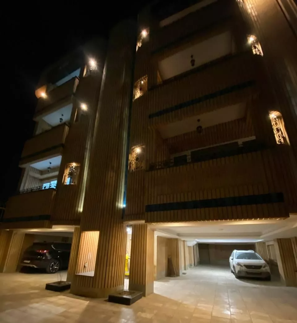 آپارتمان 110 متری در میرزاکوچک خان