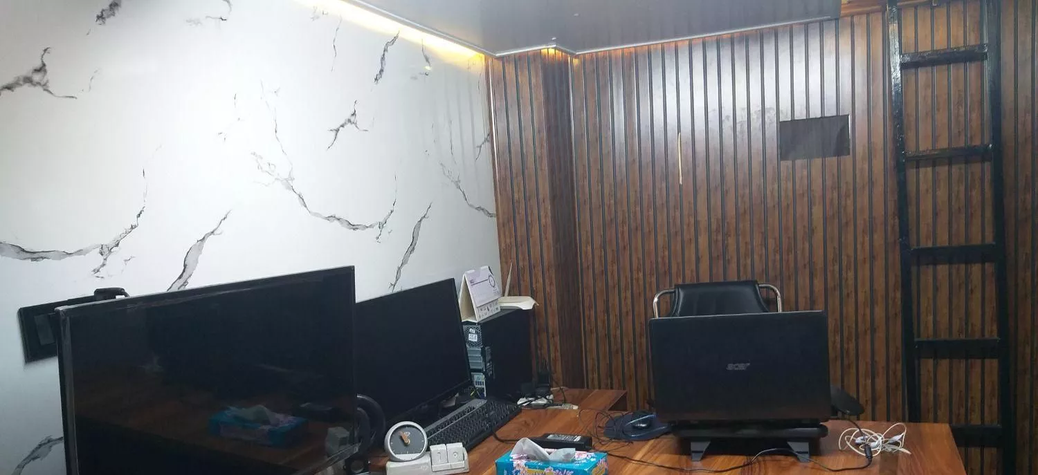 دفتر اداری مبله ۱۰ متری بصورت اشتراکی