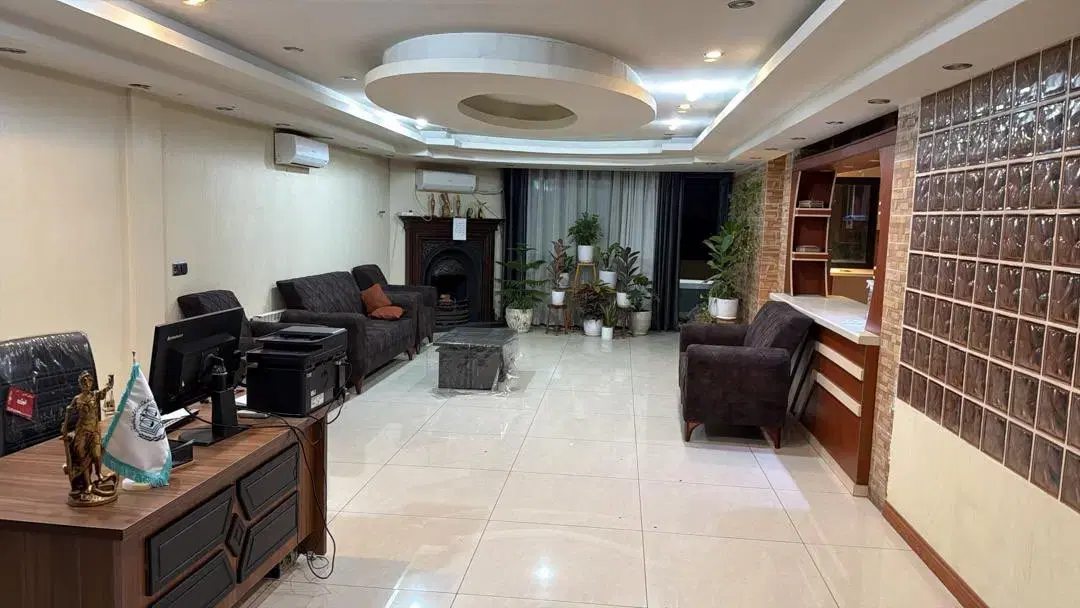 اجاره یک اتاق دفتر وکالت دوروز در هفته