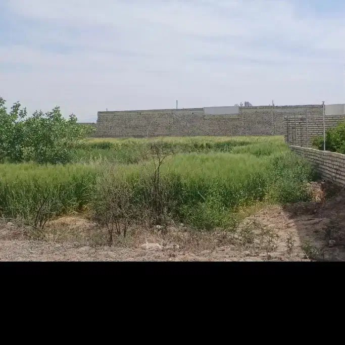 زمین فروشی