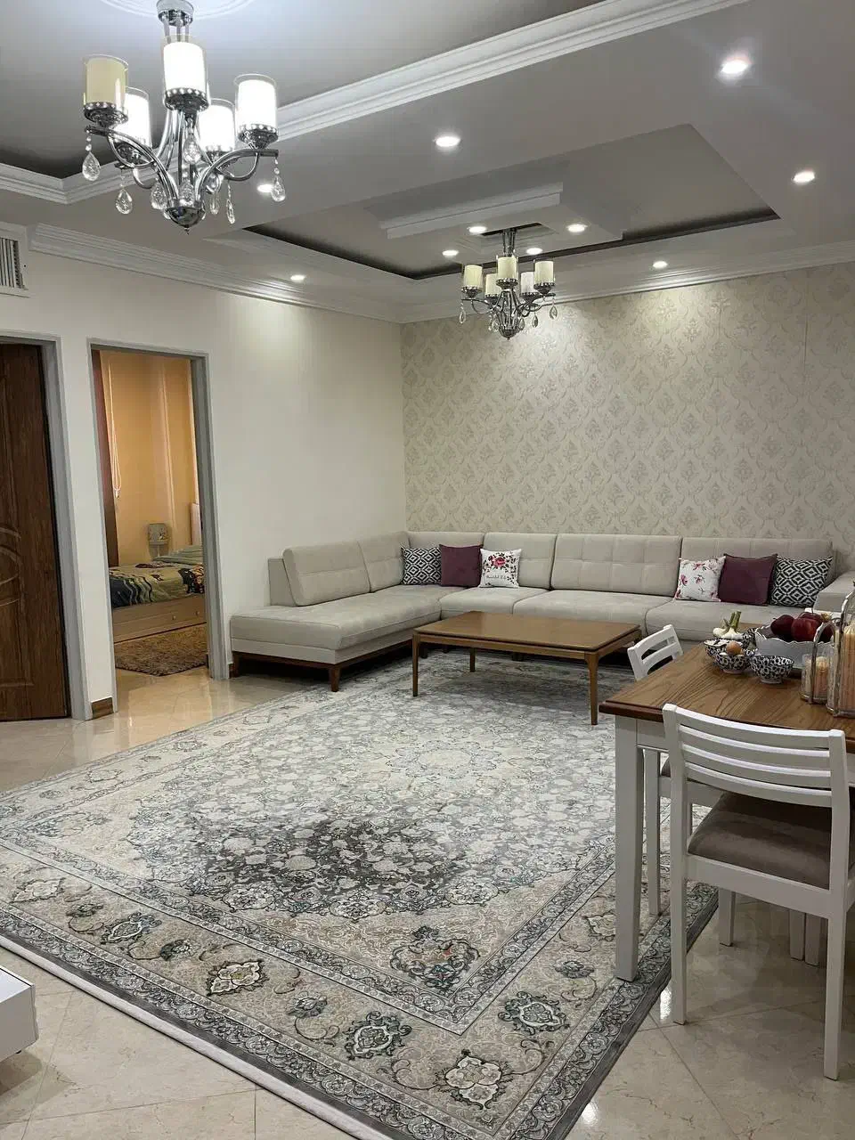 همخونه همخانه