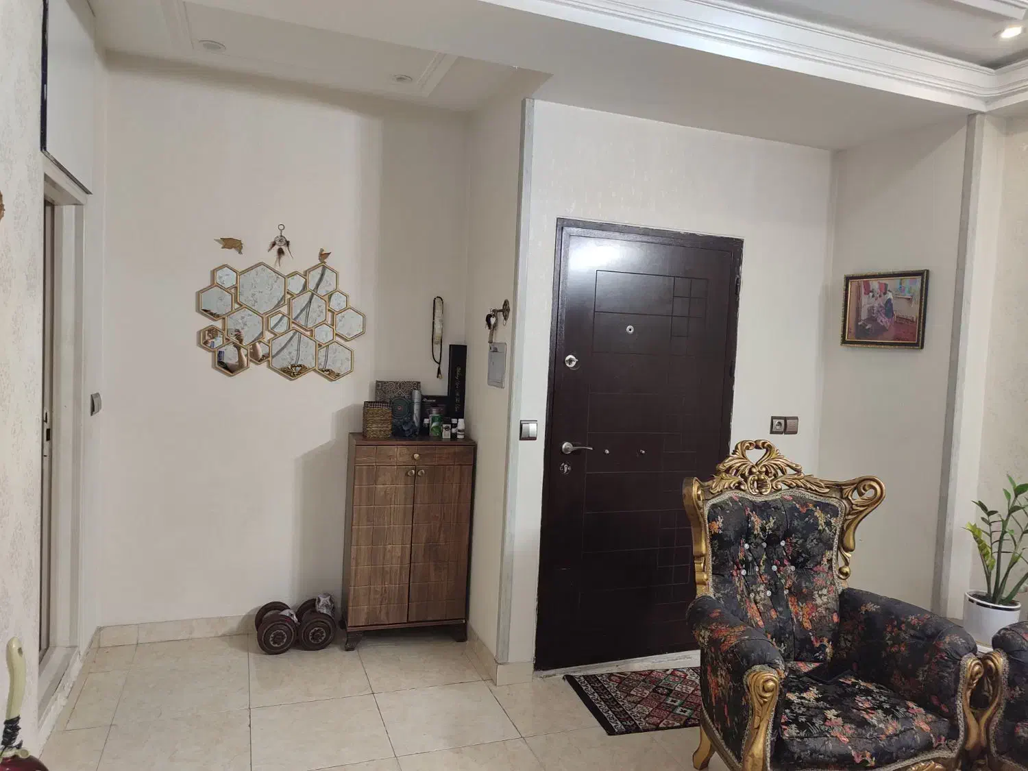 واحد مسکونی 70متری