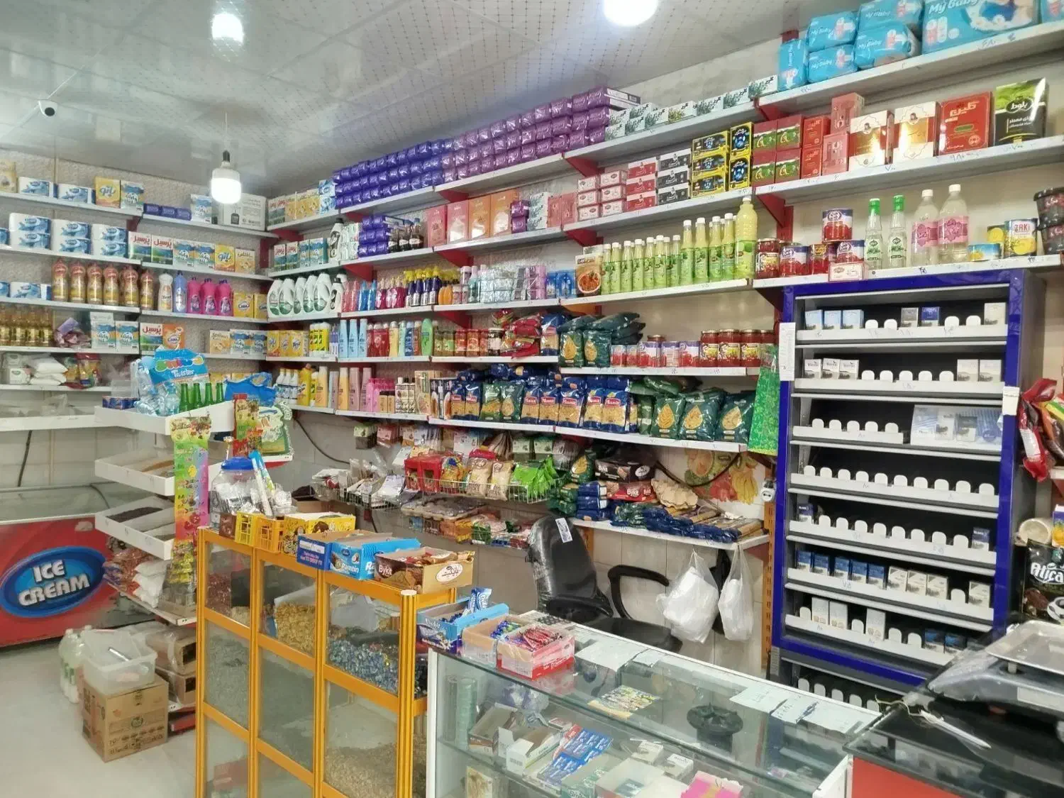 مغازه ۴۱متری موقعیت عالی سر دونبش