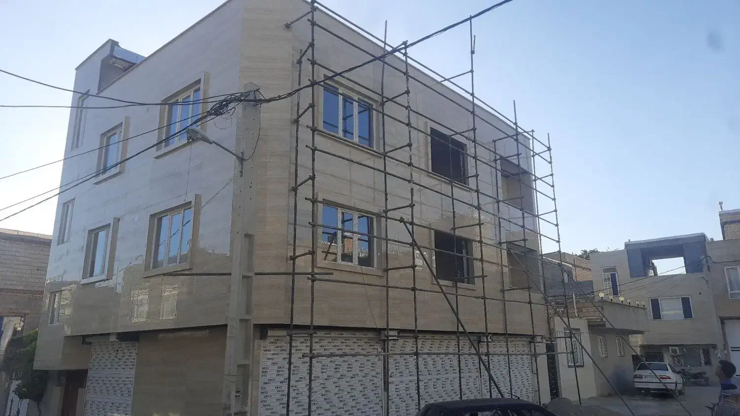 اپارتمان ۱۲۰ جتری