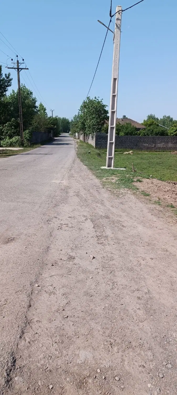 زمین مسکونی بر اصلی
