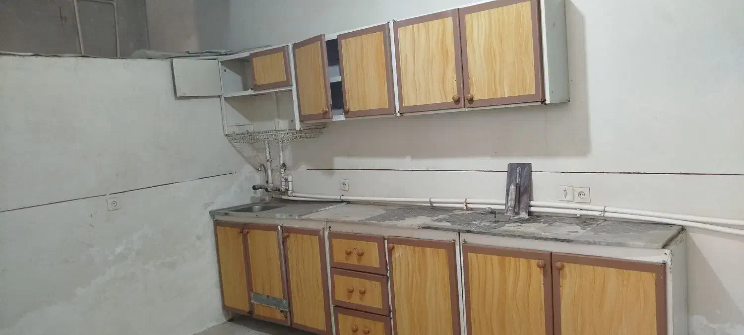زیرزمین اجاره ای