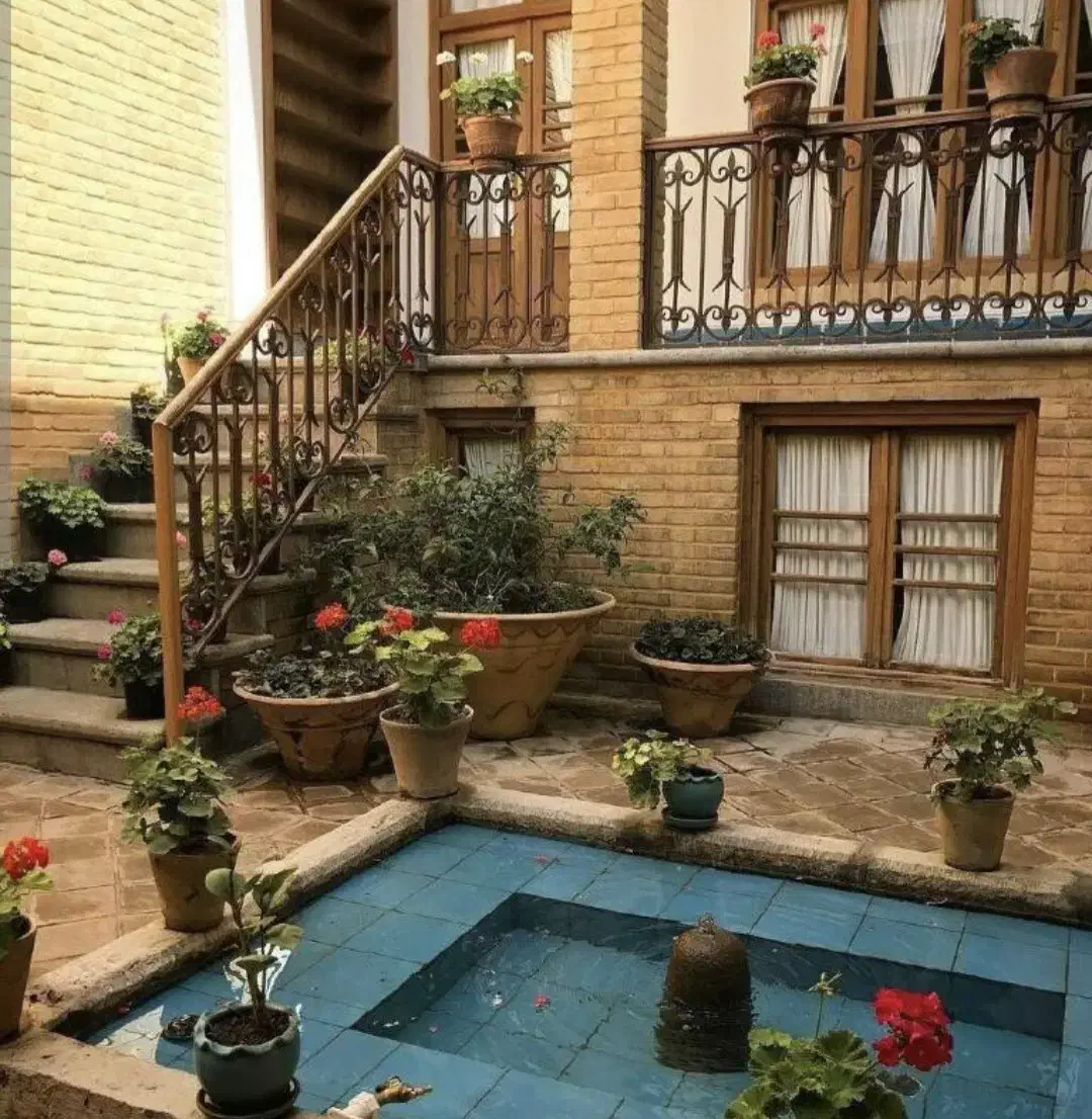 ویلایی ۲۳۰ متری دو نبش طالقانی فردیس