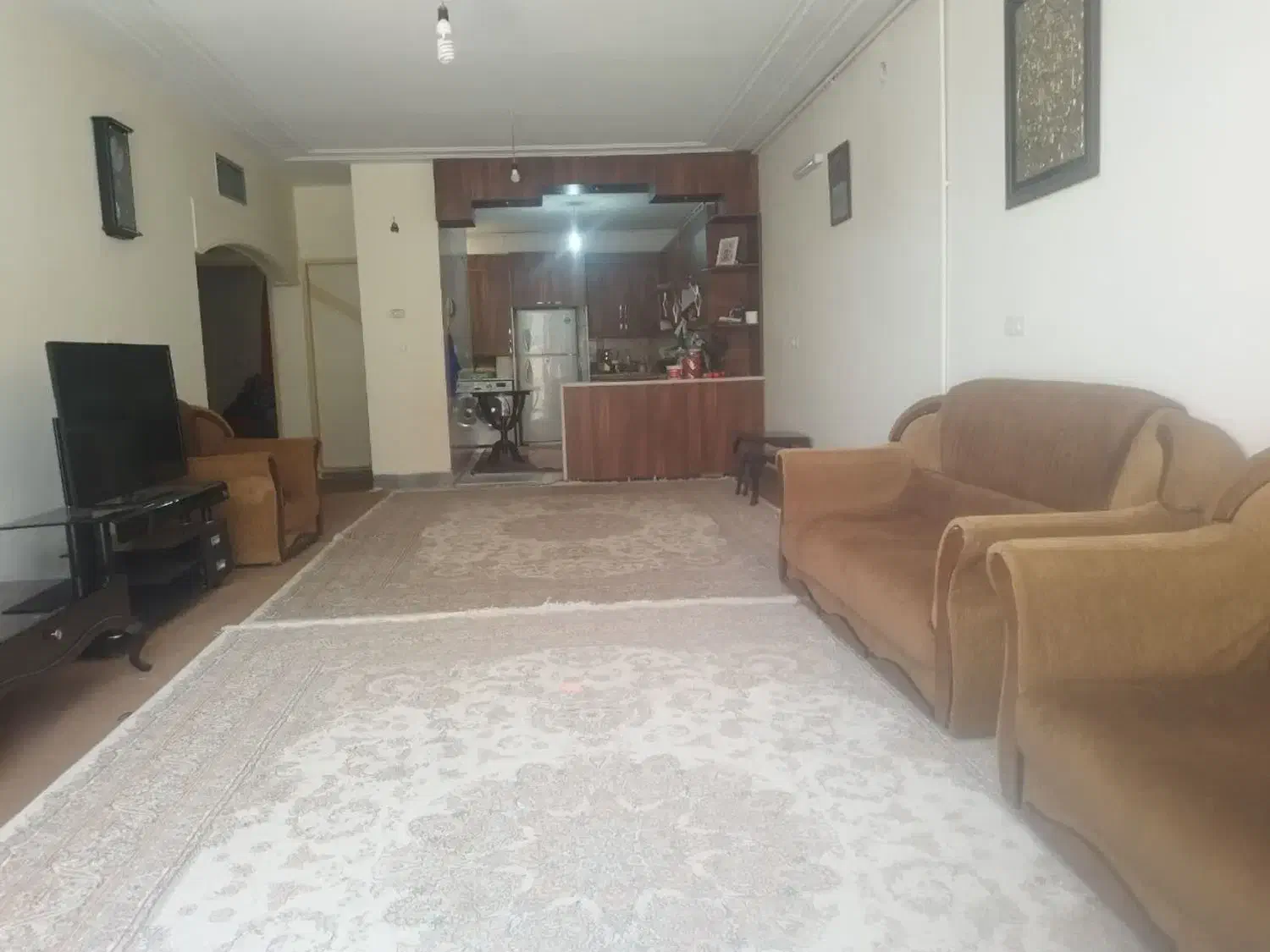 اجاره ویلائی ۳۳۰متری خیابان ش رجائی