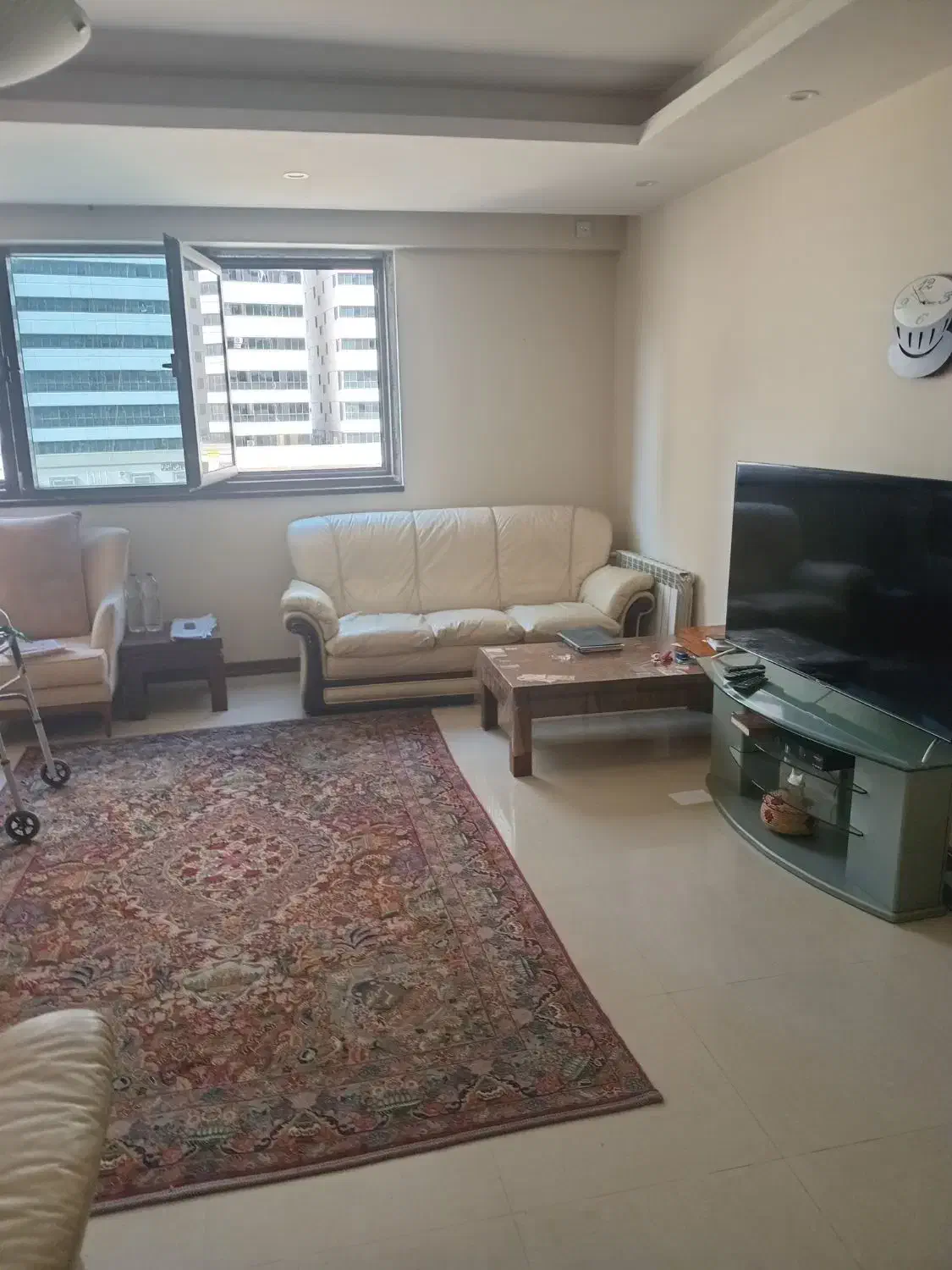 هم خانه آپارتمان دو خوابه