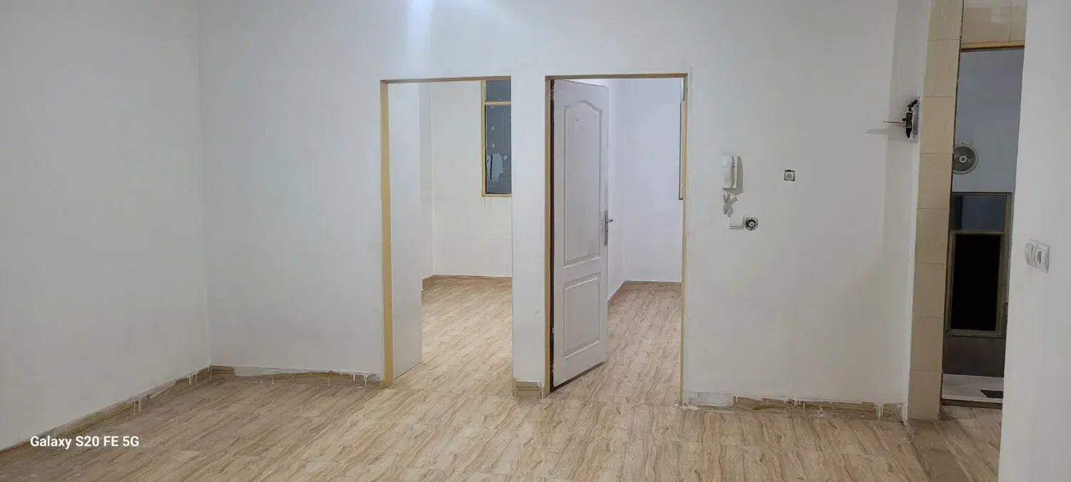 خونه ۹۰متری طبقه سوم خ ۹دی ک یاس ۴