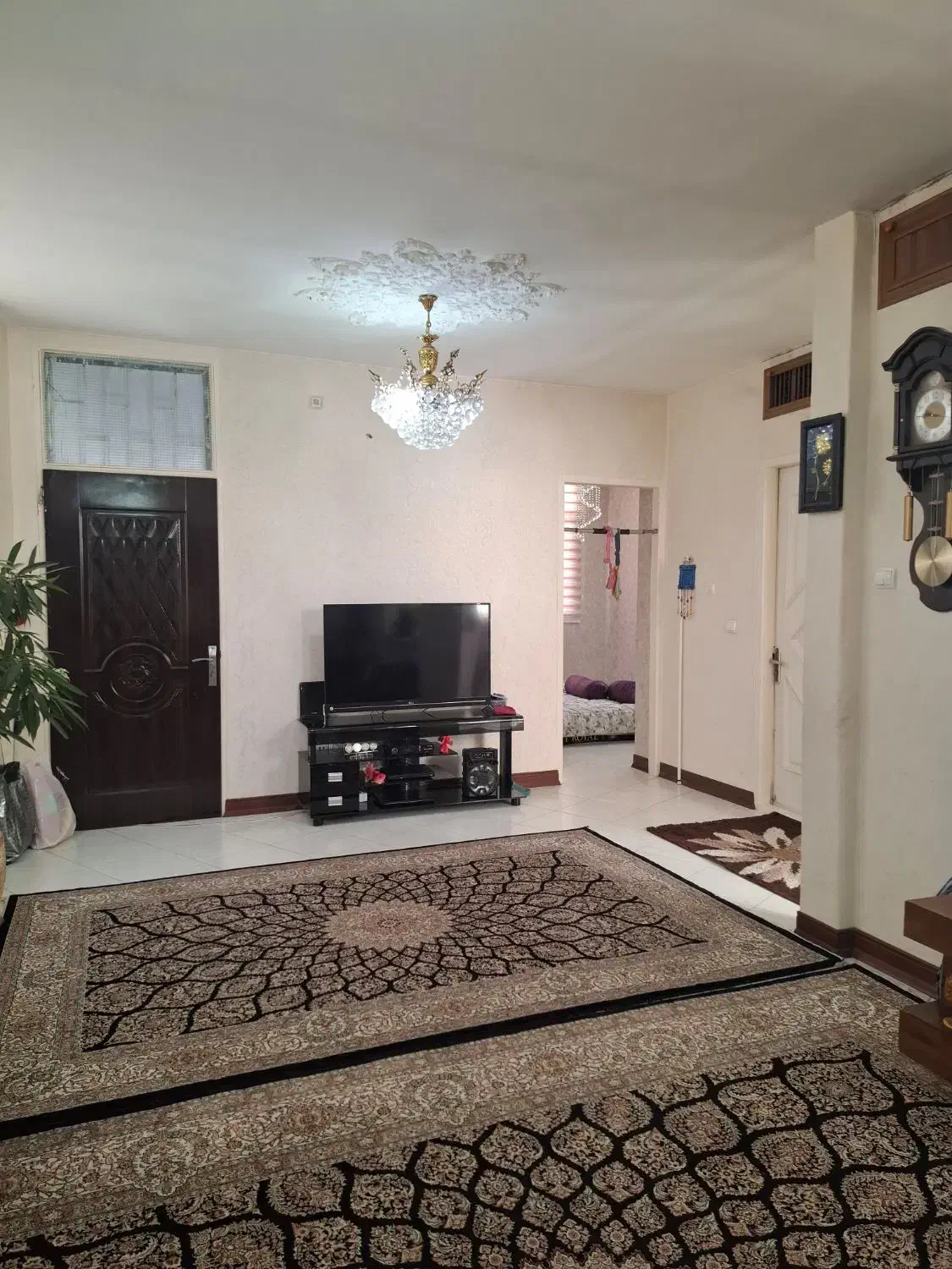 آپارتمان دوخوابه 75 متری