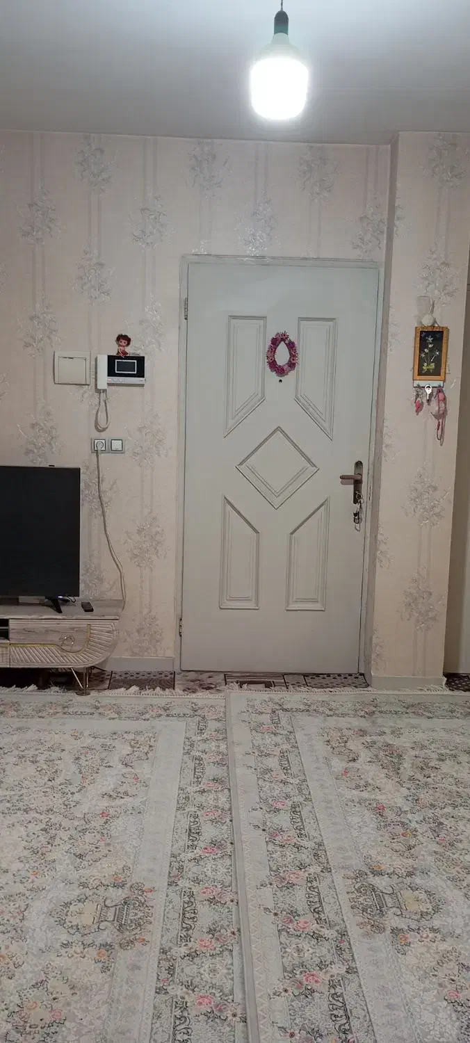 آپارتمان در ولیعصر شهریار