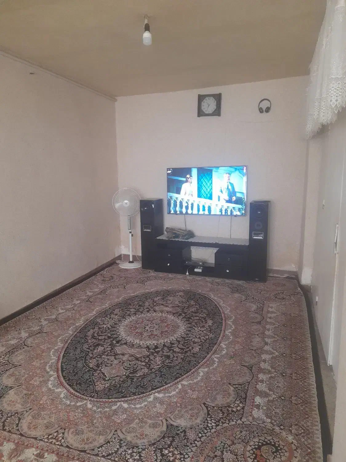خانه ویلایی کلنگی قابل  سکونت
