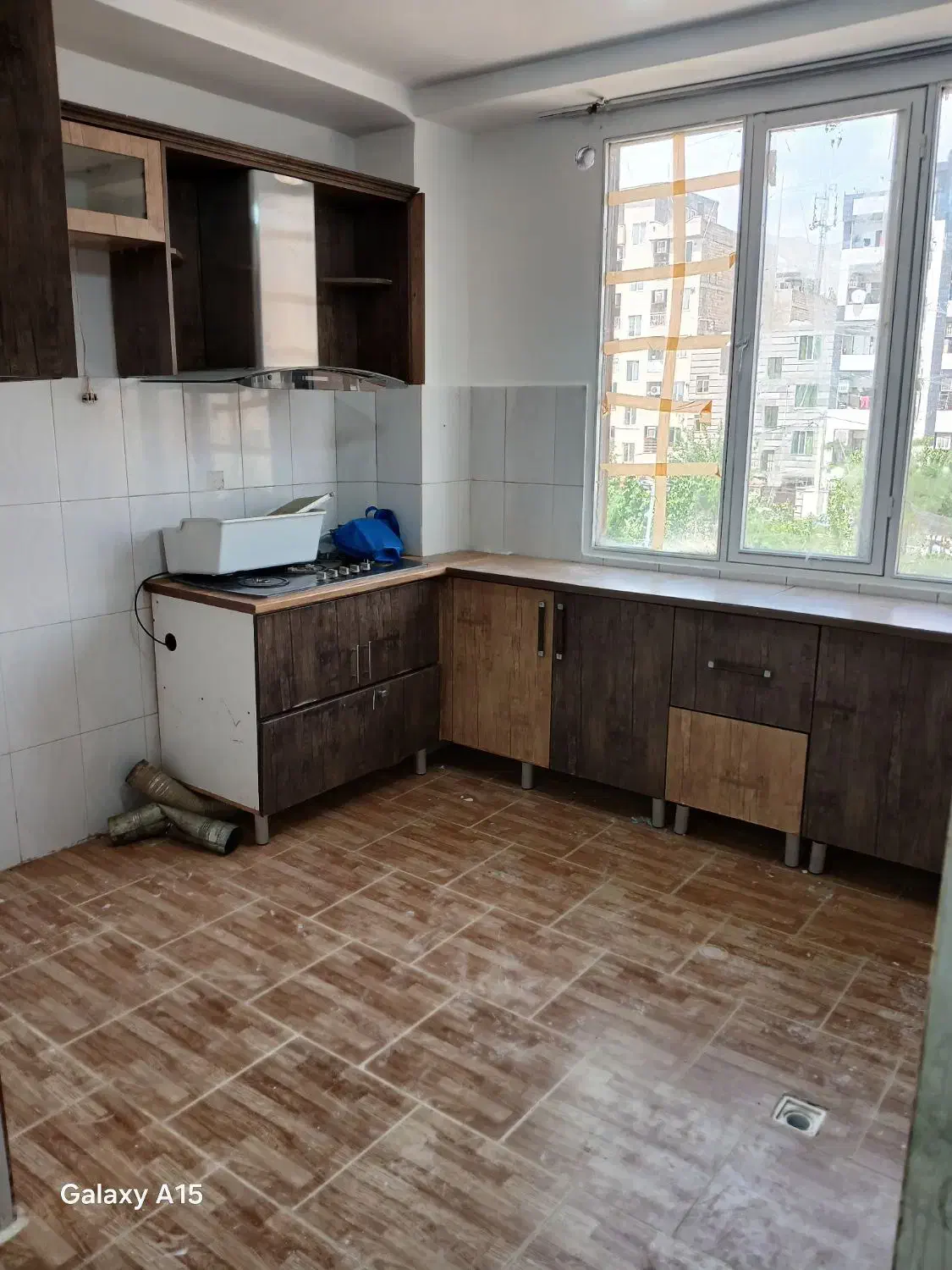 ۸۵ متر طبقه ۳مهندسی با اسانسور بهاران مرزبانان