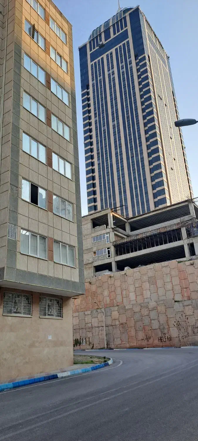 ۱۵۲متر آپارتمان ولیعصر*بعثت *فرهنگیان