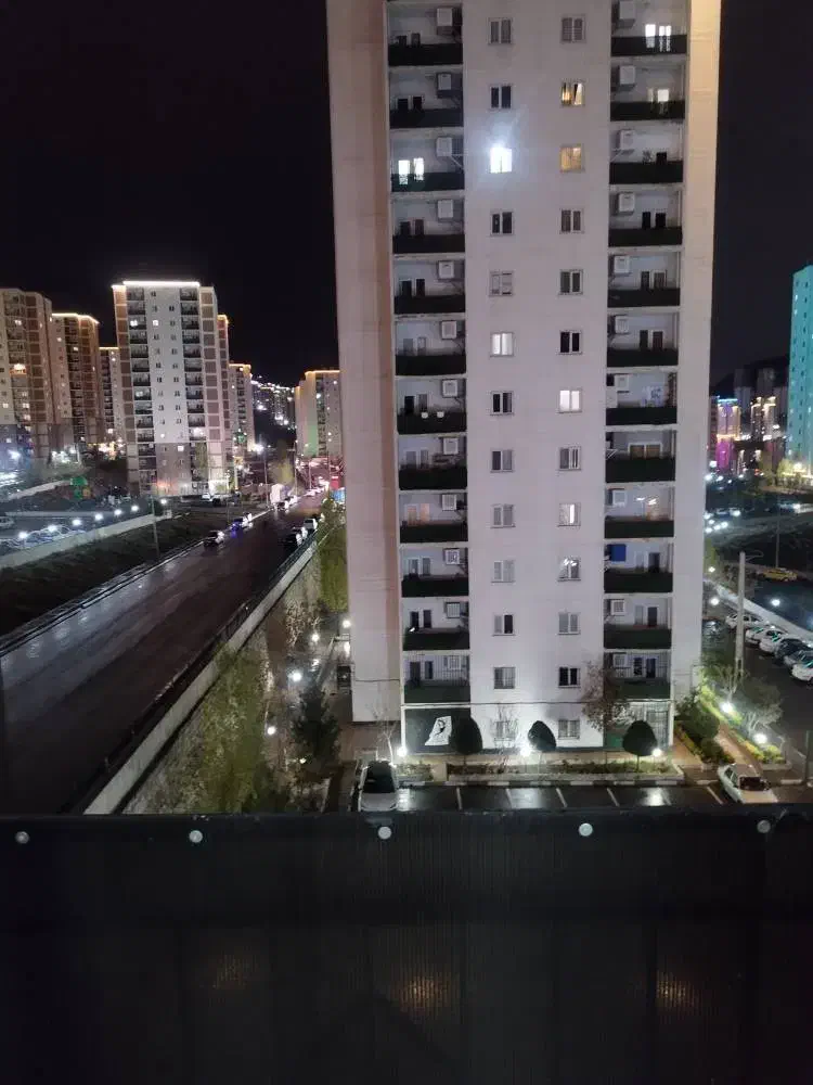 آپارتمان فاز ۱۱ یک روزه محضرمالک محترم