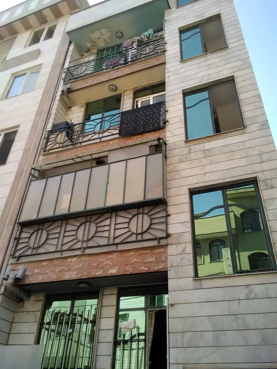 همخونه آقا