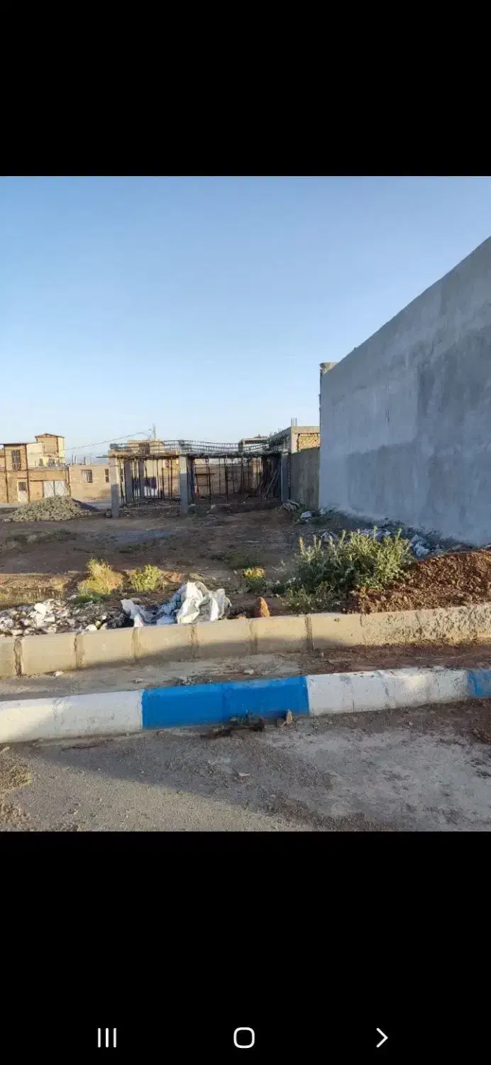 فروش زمین مسکونی با پروانه دو طبقه در رباط سرخ