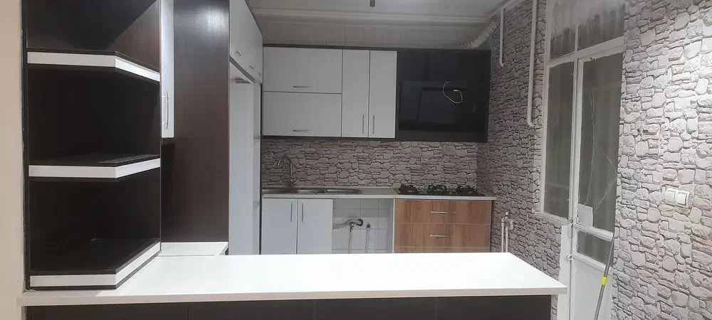 آپارتمان ۱۰۷ متری شاخه اصلی