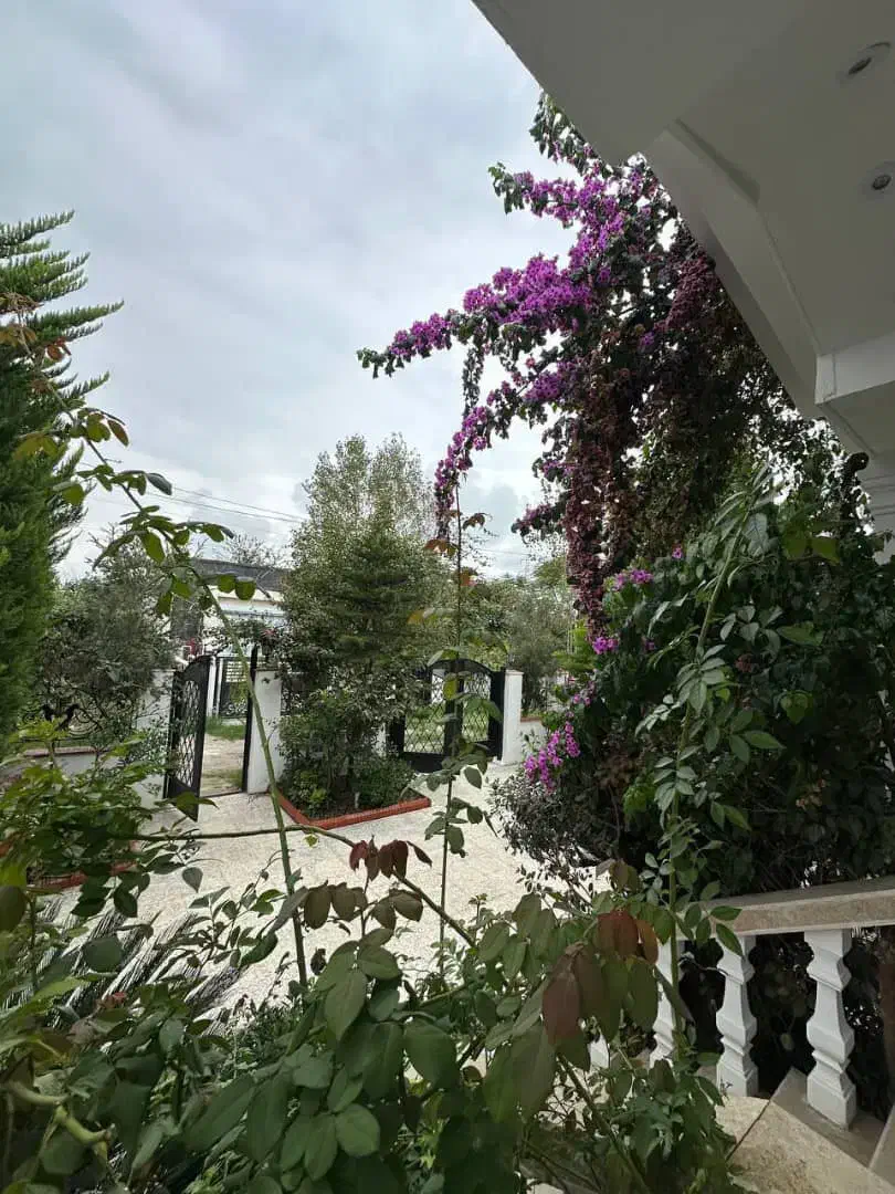 اجاره ویلایی دربست ۱۱۰ متری جهت مجرد خانم_خانواده