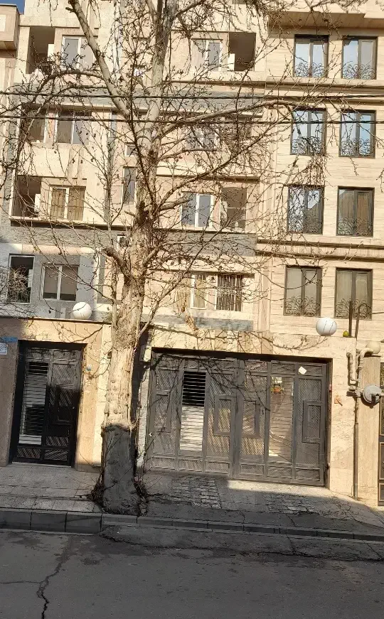 اجاره آپارتمان تک واحدی تکاوران جنوبی
