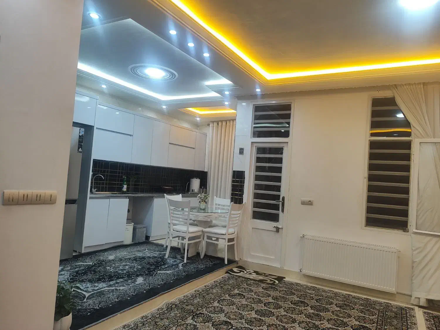 اجاره یک واحد مسکونی در مرکز شهر