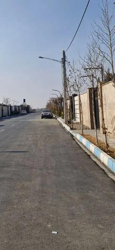 زمین ۳۰۰ متری سند دار چهارباغ عرب آباد