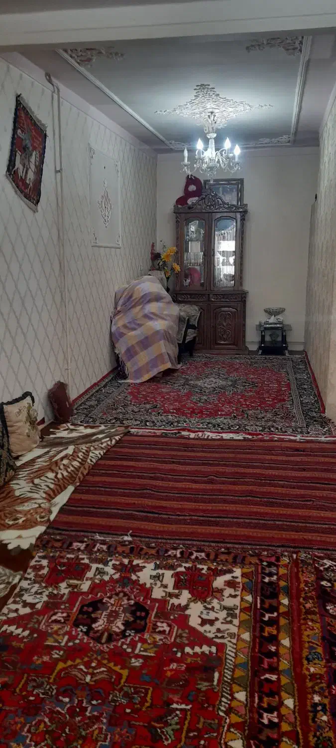 فروش ساختمان دو طبقه نیمه