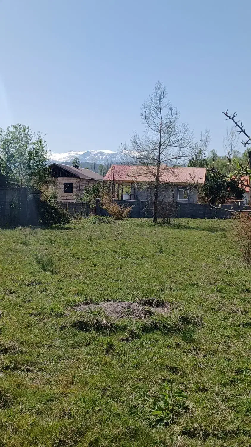 ۷۰۰ متر زمین مسکونی