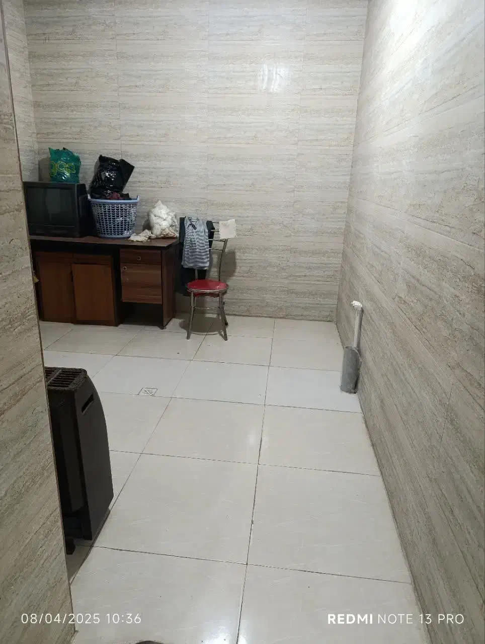فروش سالن بهداشتی 200 متری کشف
