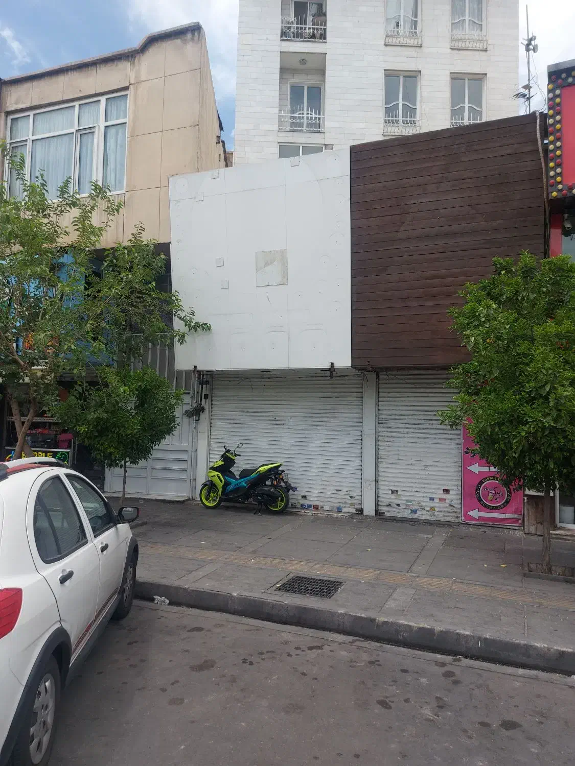 فلکه دوم نیروی هوایی ۸۰متر تجاری در دوطبقه