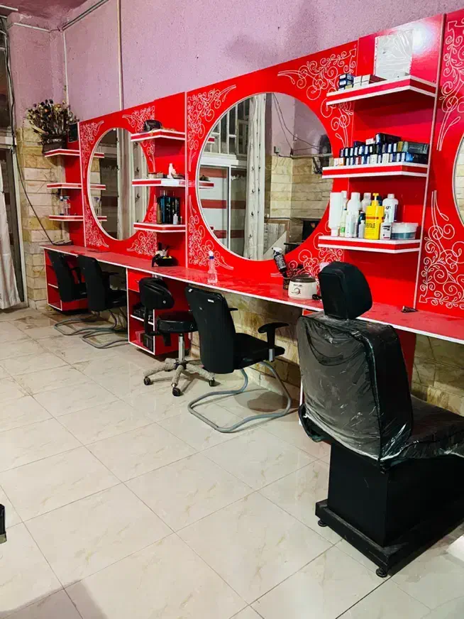 سالن زیبایی