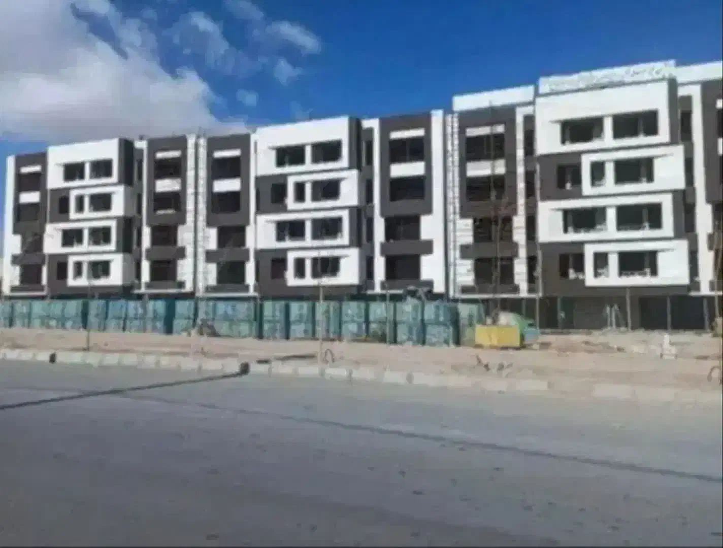 آپارتمان فاز ۴ ارتش