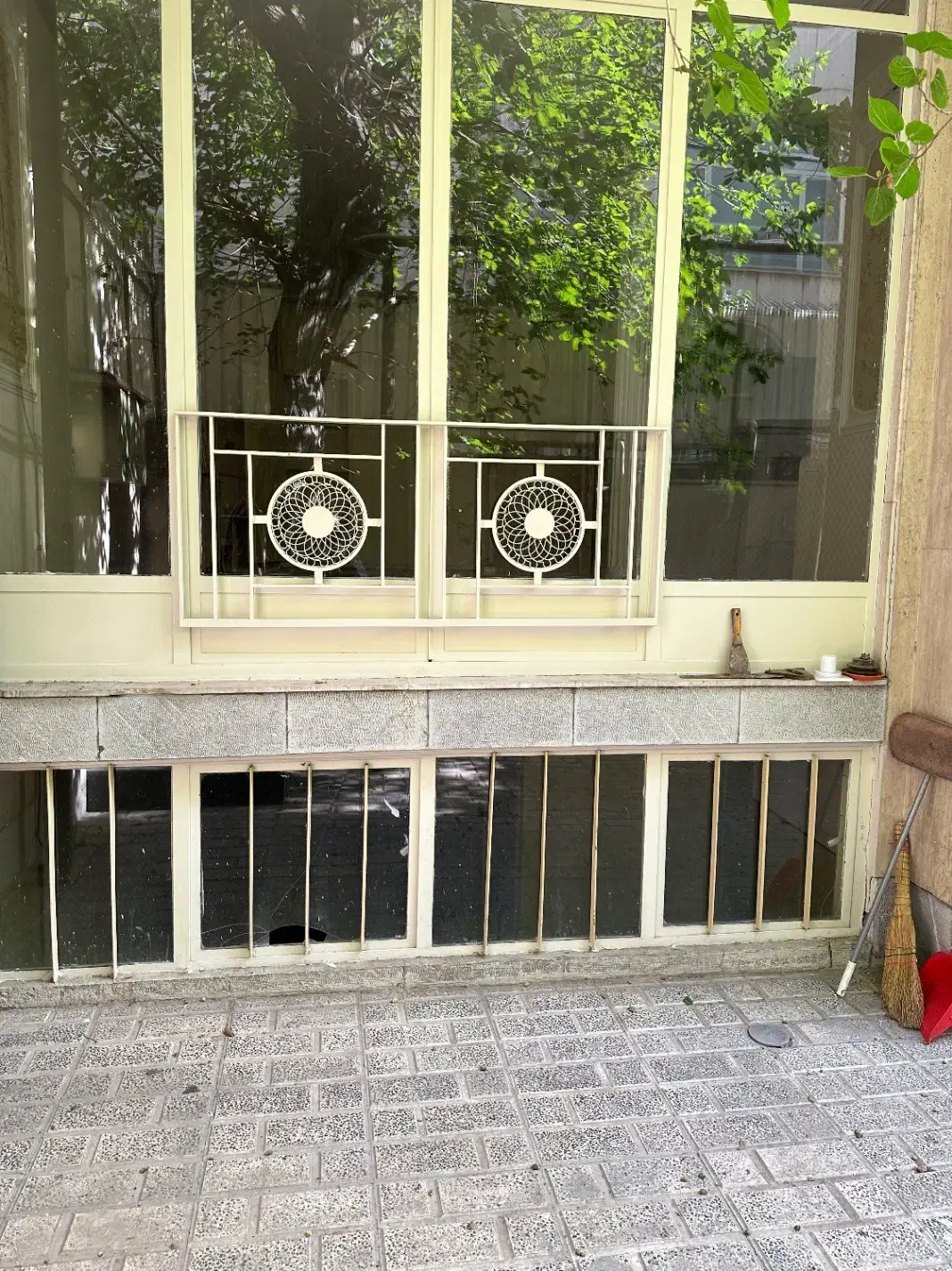 زیرزمین مسکونی
