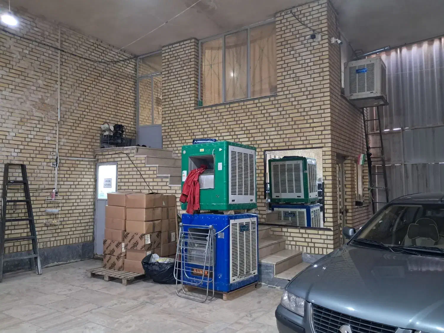 سالن سوله کارگاه کارخانه صنعتی تولیدی انبار