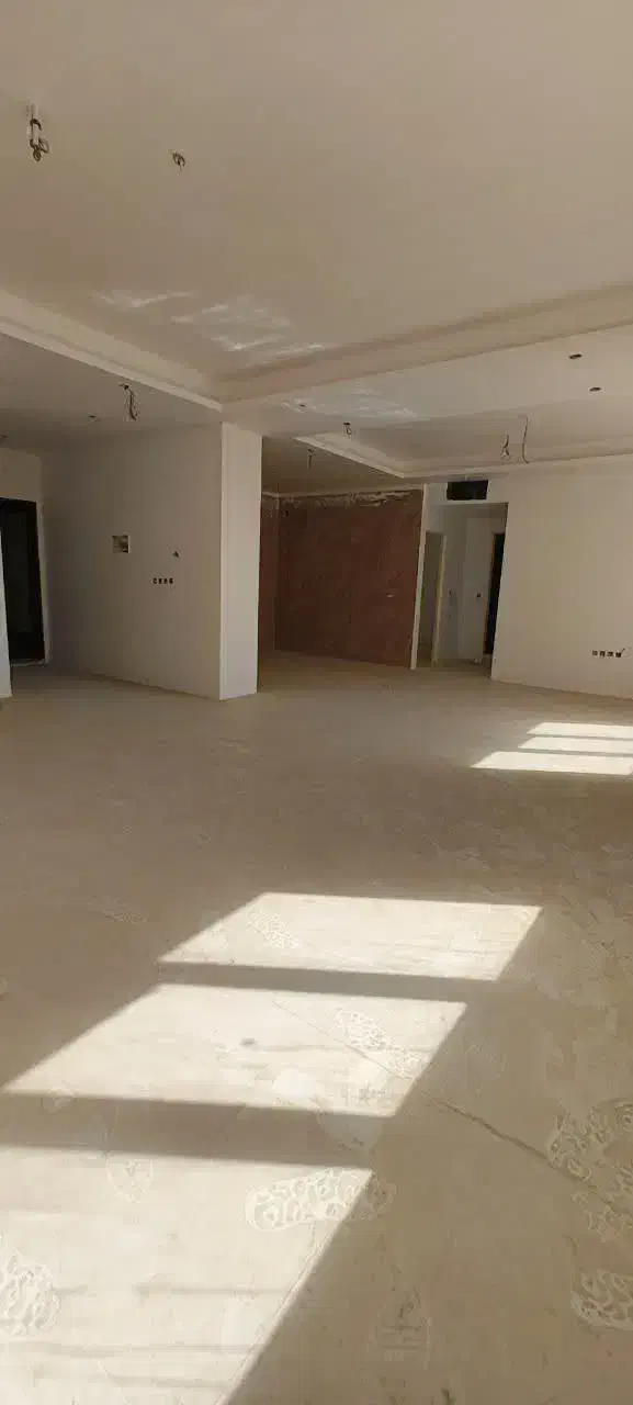 فاز ۳ هواپیمایی  ۱۰۵ متری  دو خوابه  صبا ۸
