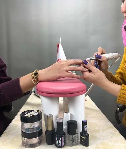 اجاره میز ناخن_اجاره تخت مژه