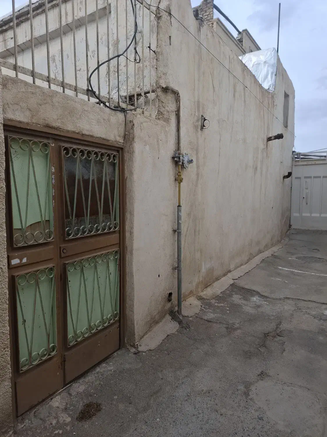 فروش منزل کلنگی،غیر قابل سکونت، قائمیه