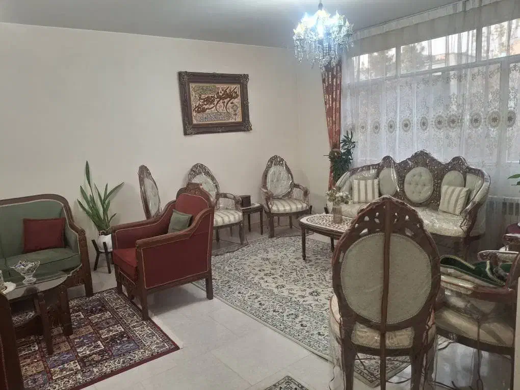 ۱۲۳متر ۳خ ط۲باپارکبنگ وانباری ۸متری تک واحد