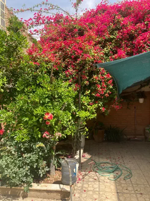 منزل دو طبقه