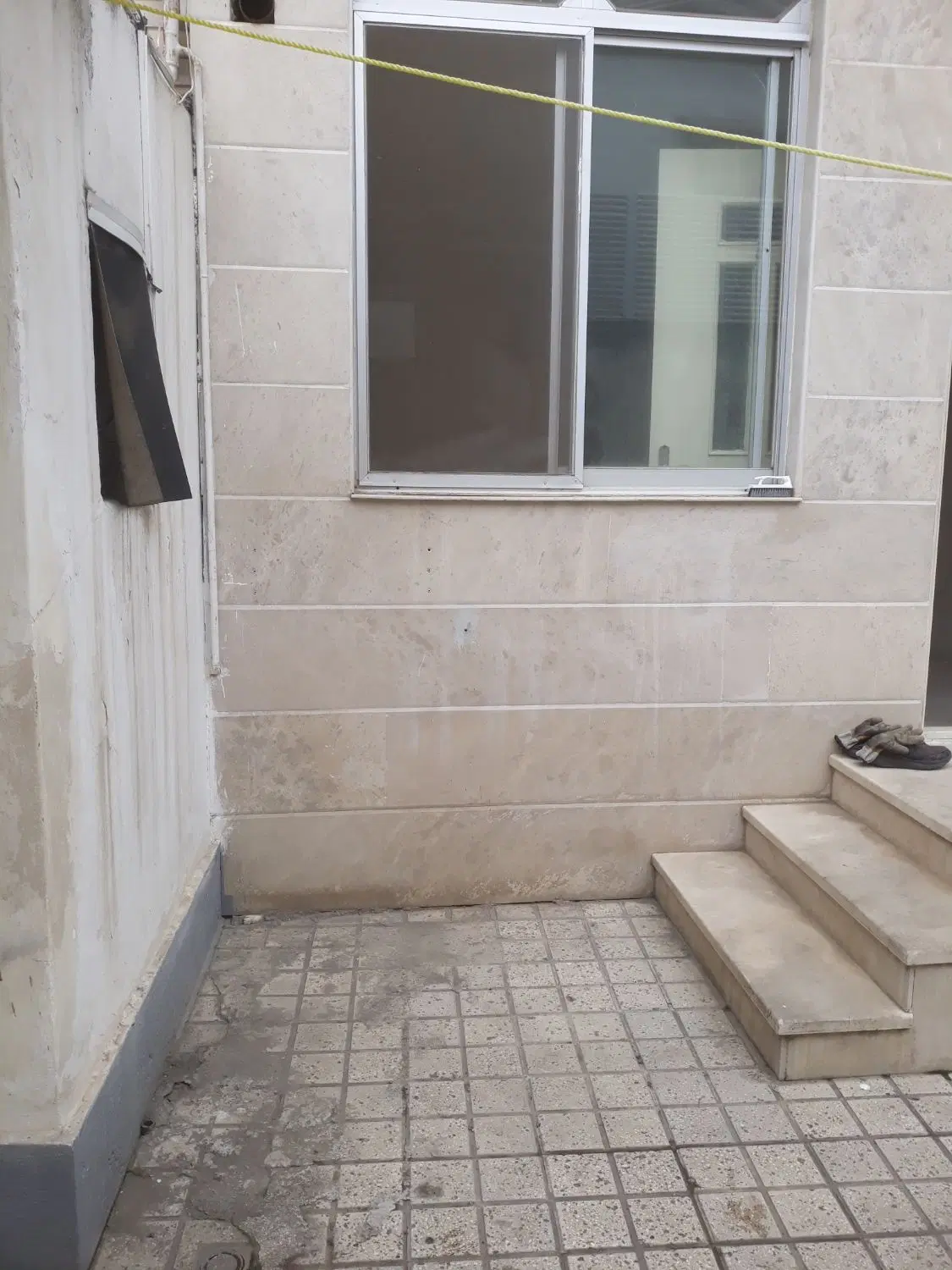 اجاره برای خانواده یا آرایشگاه و ناخن کار